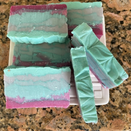 berry champagne2 scaled 1 - Natural & Organic Moroccan Beauty Products - BeautiesNest